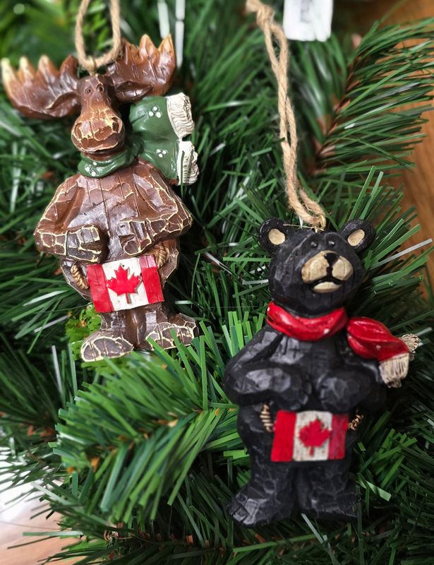T899 Canada Flag Animal