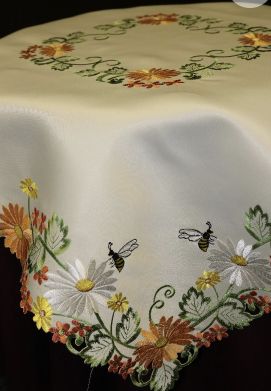 36x36 Bee