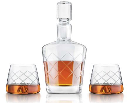 Final Touch Crystal Whiskey Decanter Set