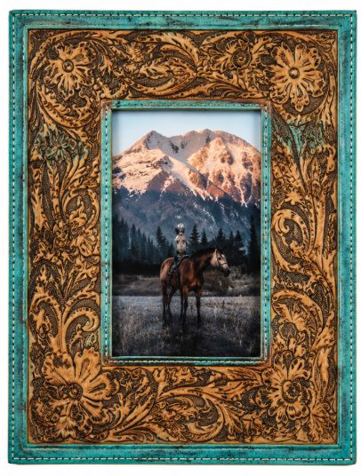 Myra Time of Traditions Frame