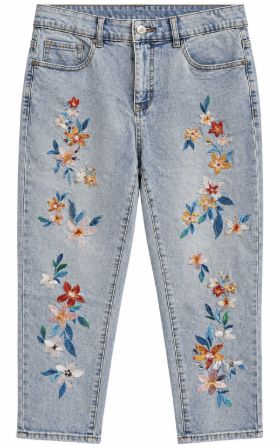 Sophia Curvy Crop Jeans