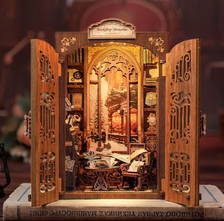 DIY BookNook - Bookshop Memories