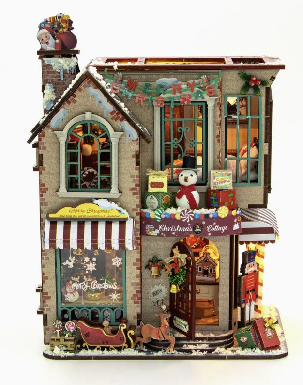 DIY Christmas Cottage