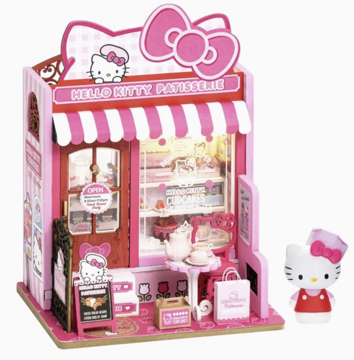 DIY Hello Kitty Patisserie
