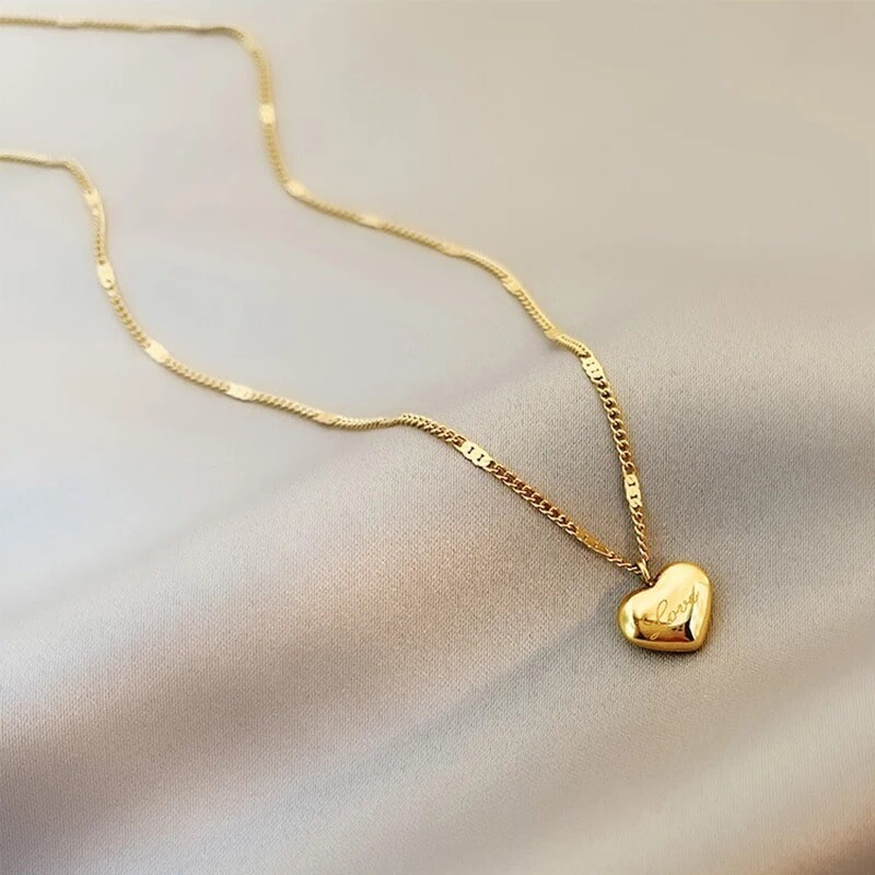 Love Heart Necklaces For Women Chokers