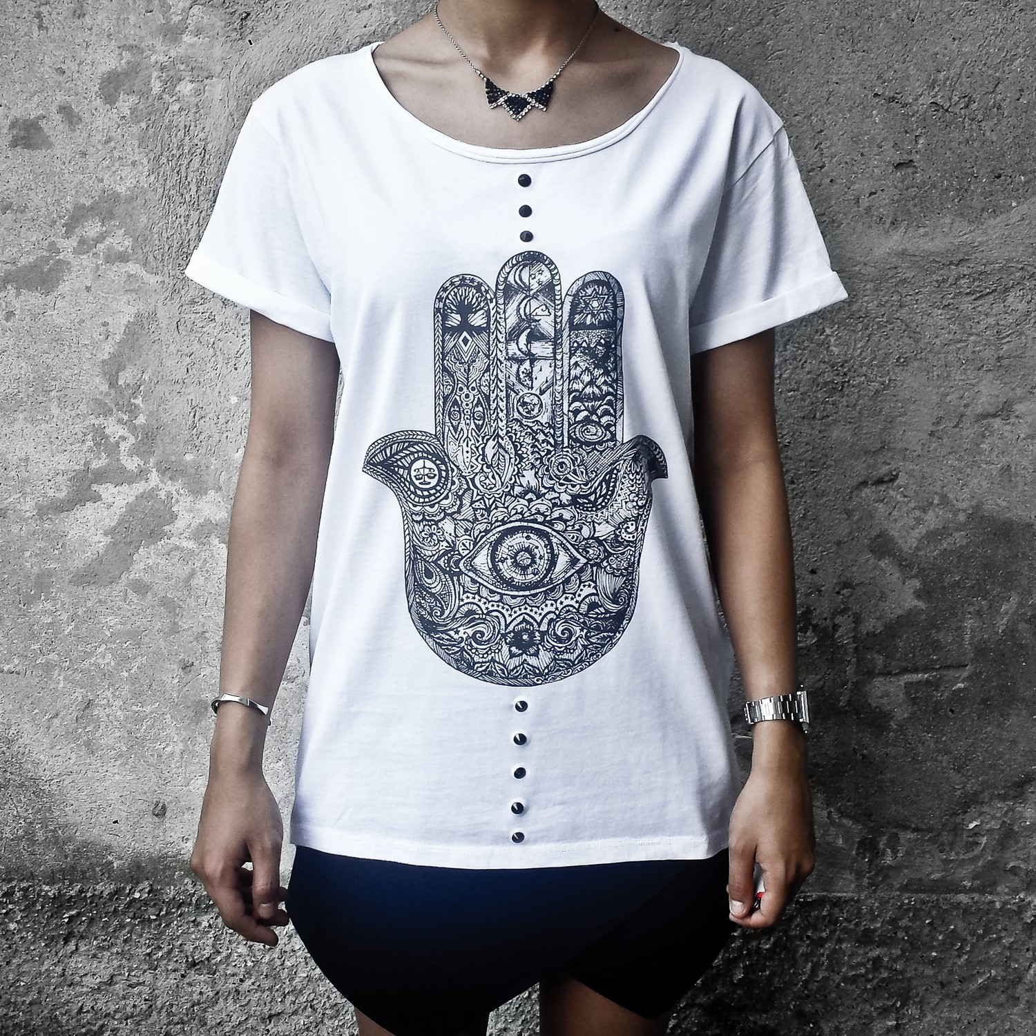 T-shirt FATIMA con borchie