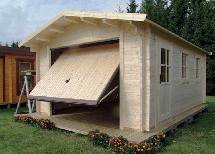 Box auto in legno con porta basculante. La Casa Naturale - Catalogo casette  da giardino. La Casa Naturale, vendita online.