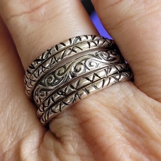 &#39;Vintage Vibe&#39; Sterling Silver Stacker Ring