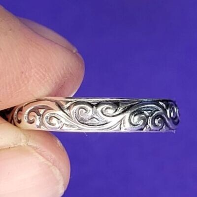 &#39;Vintage Vibe&#39; Sterling Silver Stacker Ring