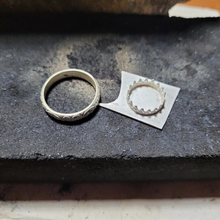 &#39;Celestial Moon&#39; Garnet and Sterling Silver Ring