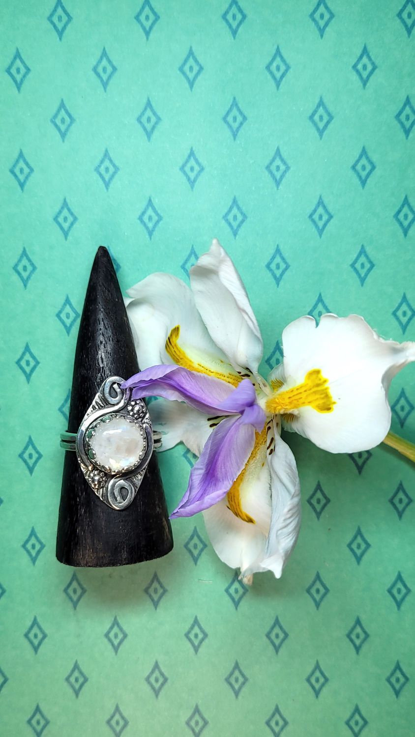 &#39;Ethereal Glow&#39; Sterling Silver and Moonstone Ring