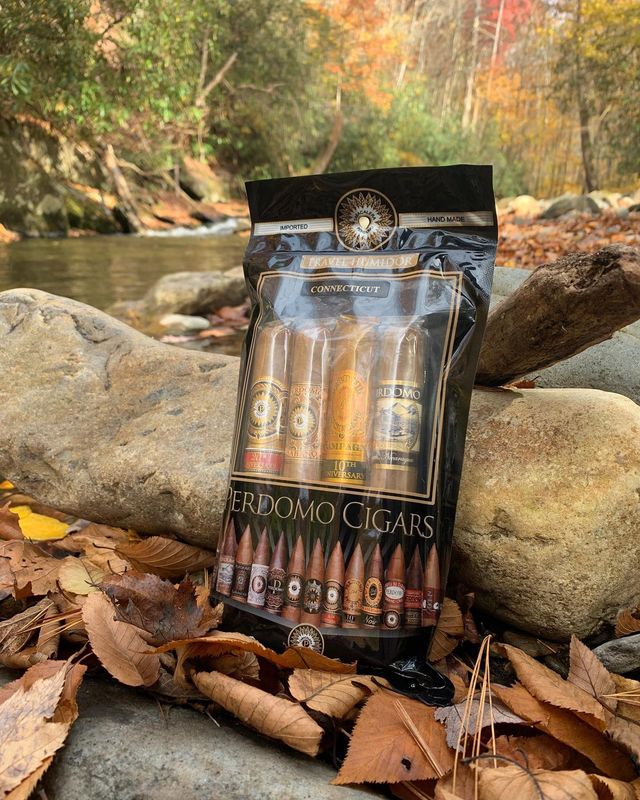 Perdomo 4-Pack Humidified Travel Bag