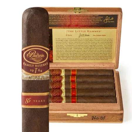 Padron Family Reserve #85 Maduro