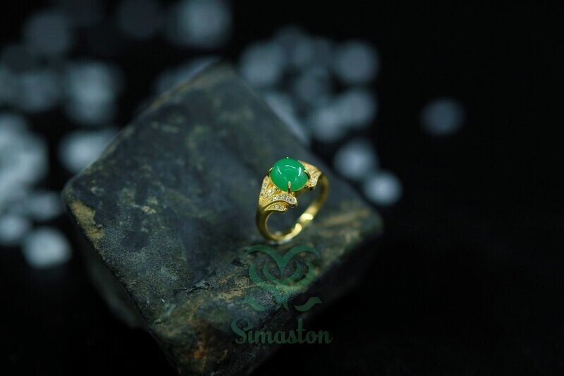 ​Natural Jadeite (Type A) Green Oval Ring