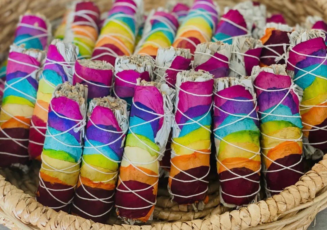 White Sage w/ Rainbow Chakra Roses Smudge Sticks