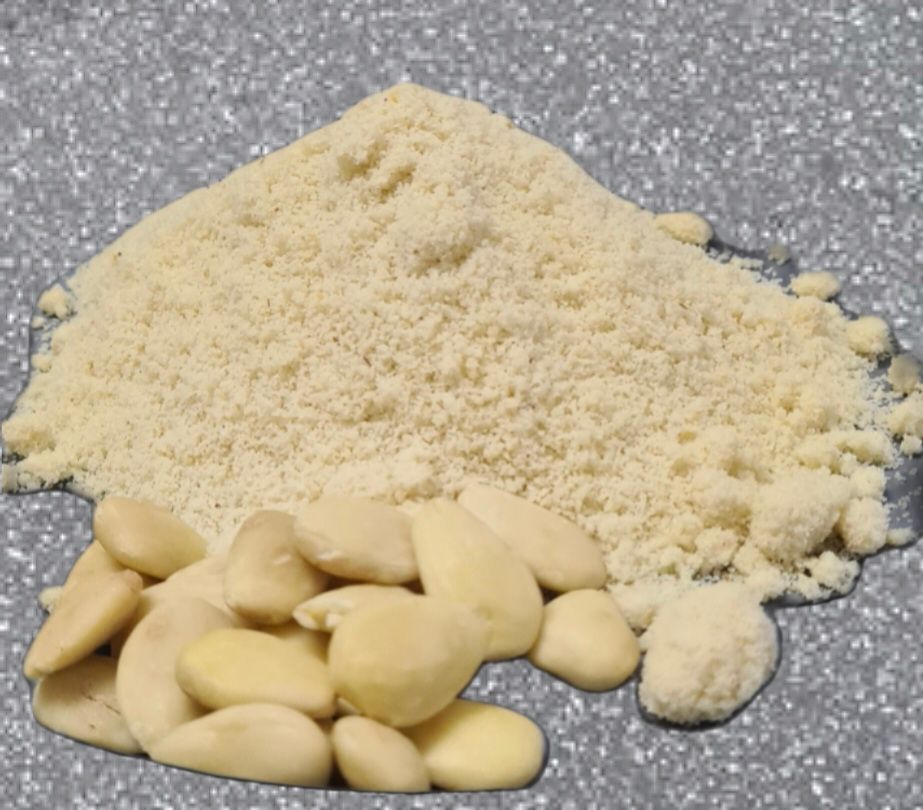 Farina di mandorle