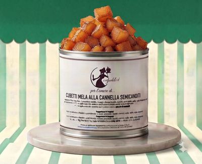CUBETTI MELA CANNELLA SEMI CANDITI AL NATURALE (SENZA CONSERVANTI) LATTA DA 2 KG. CUBETTI MELA CANNELLA SEMI CANDITI AL NATURALE (SENZA CONSERVANTI) LATTA DA 2 KG.