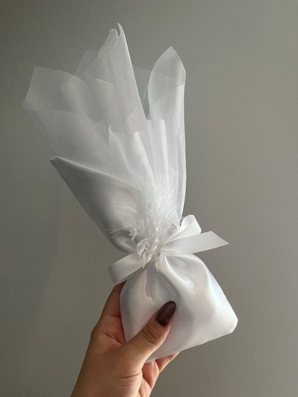 Μπομπονιέρα σατέν πουγκί