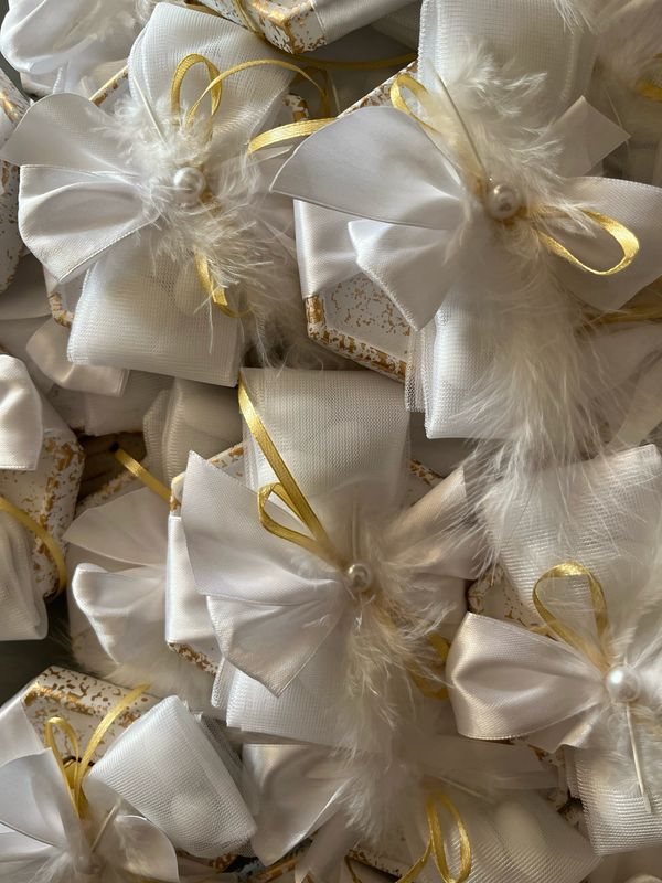 Μπομπονιέρα σουβέρ