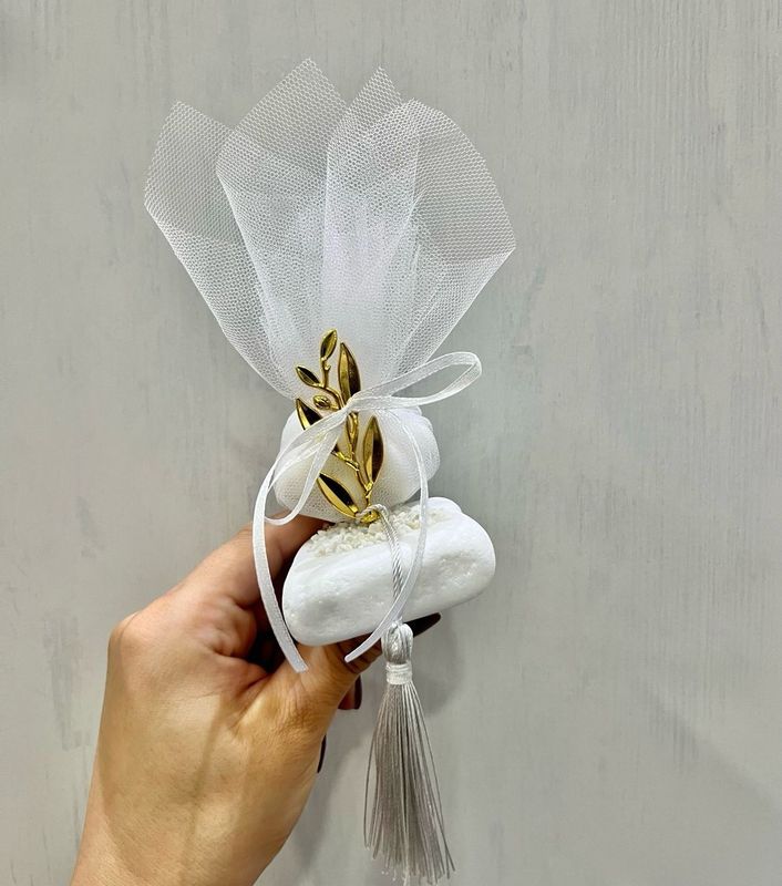 Μπομπονιέρα κλαδί ελιάς