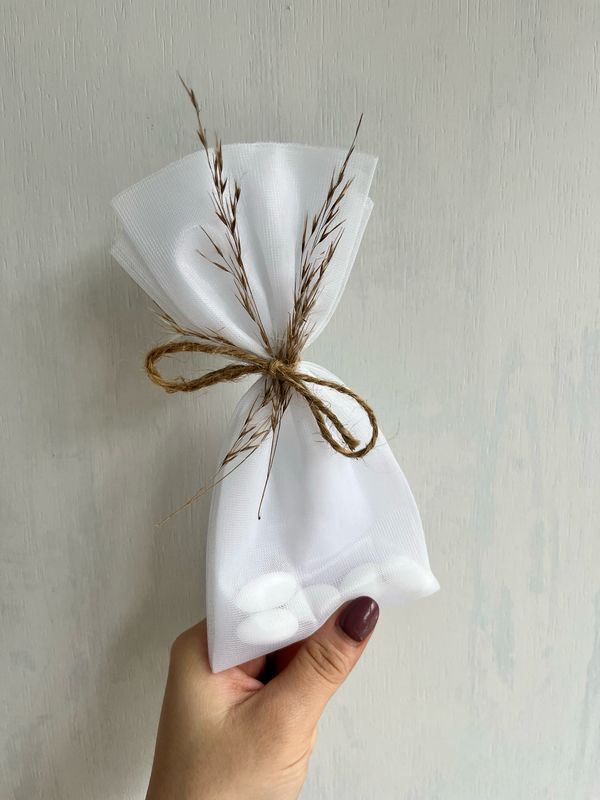 Μπομπονιέρα τούλινη