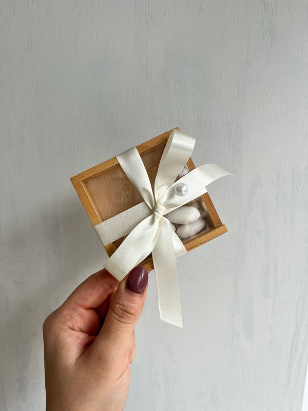 Μπομπονιέρα κουτάκι