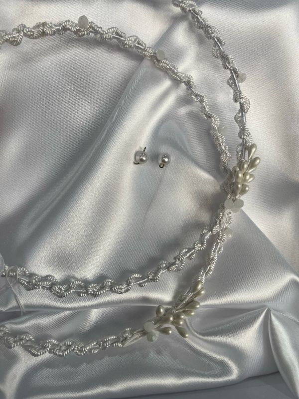 Στέφανα Λεύκα Πέρλα