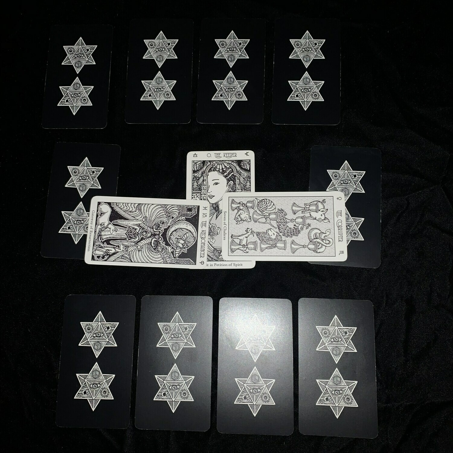 Tarot-Traditional 12 Card reading