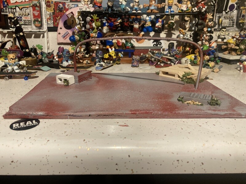 Diy fingerboard rail!