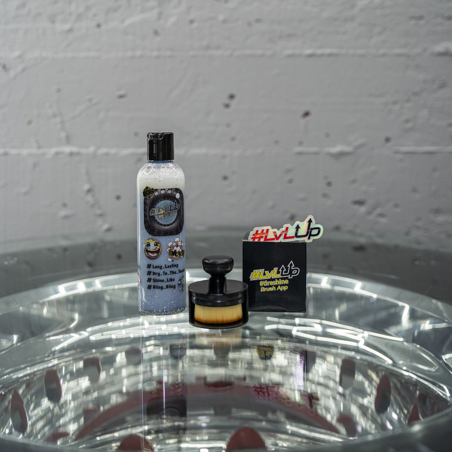 LvLUp Tireshine – 250 ml – Nero Gomme – EDIZIONE SPECIALE GLITTERATO