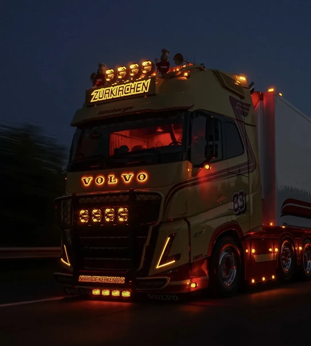 DRL – Kit di conversione luci diurne AMBRA – VOLVO FH5 dal 2021 – AERO dal 2024