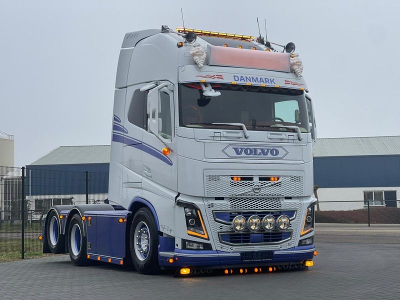 DRL – Kit di conversione luci diurne AMBRA – VOLVO FH4 fino al 2021