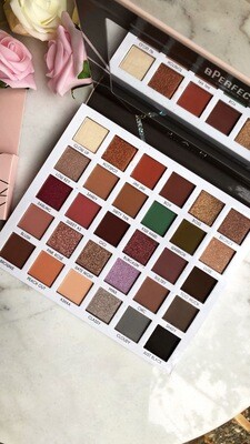 Bperfect X Jah Makeup Artist Clientele Palette