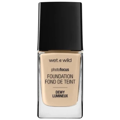 Photo Focus Dewy Foundation