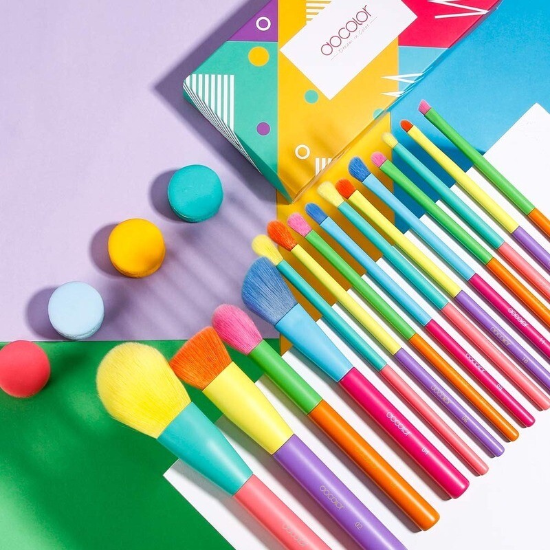 Makeup Brushes 15 pcs Colorful Makeup Brush Set Premium Gift