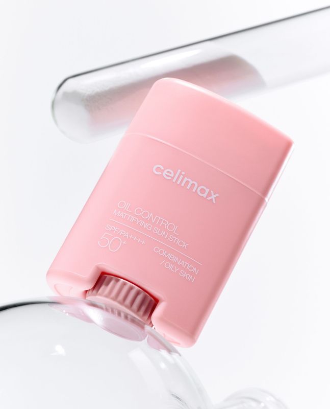 Oil Control Mattifying Sun Stick SPF 50+ / PA++++