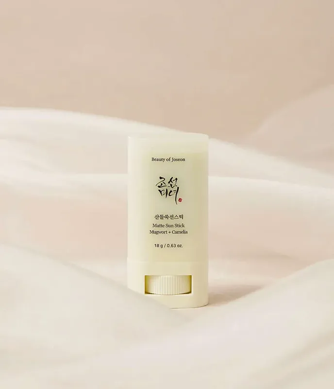 Matte Sun Stick: Mugwort+Camelia (SPF 50+ PA++++)