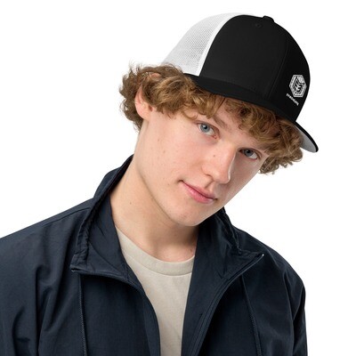 Closed-back trucker cap- White E3 Logo