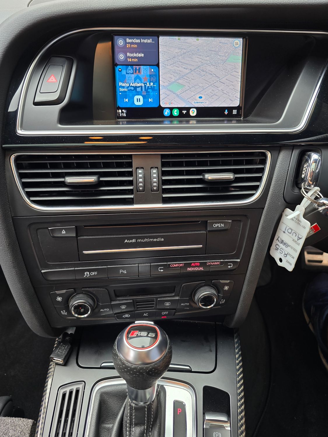 Audi wireless Apple CarPlay &amp; Android Auto MMI