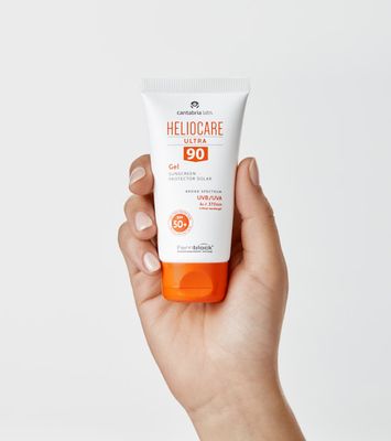 HELIOCARE ULTRA GEL 50 ML, SPF 90.