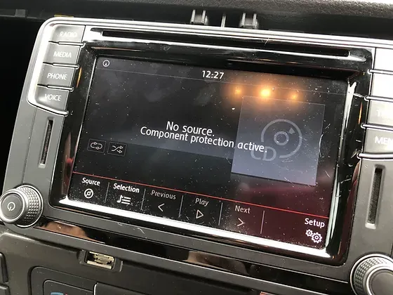 VW Discovery PQ MIB 2 Touch Screen Repair &amp; Replacement Service