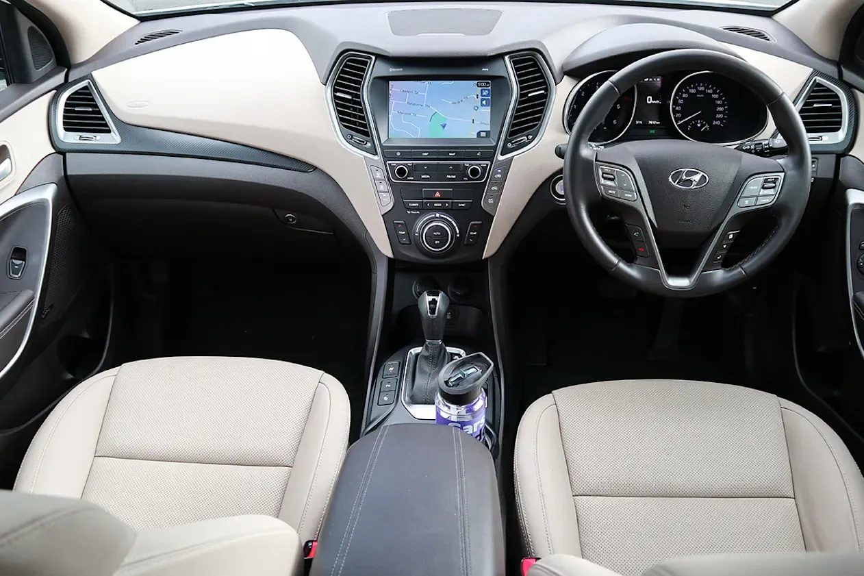 Hyundai Santa Fe DM (2012-2018) Reverse Rear View Camera System Replacement