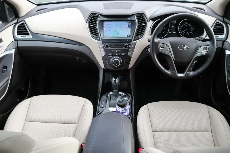 Hyundai Santa Fe DM (2012-2018) Reverse Rear View Camera System Replacement