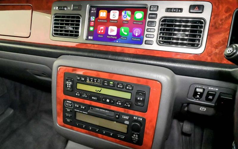 Wireless Apple CarPlay &amp; Android Auto Integration Kit for Toyota Century GZG50 (2000–2015)