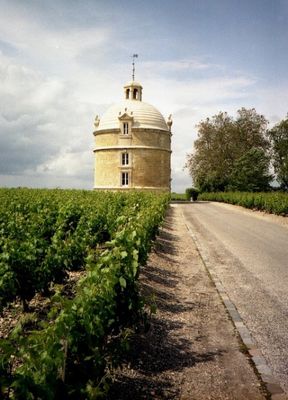 Chateau Latour berühmter Turm
