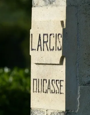 Chateau Larcis Ducasse Eingang