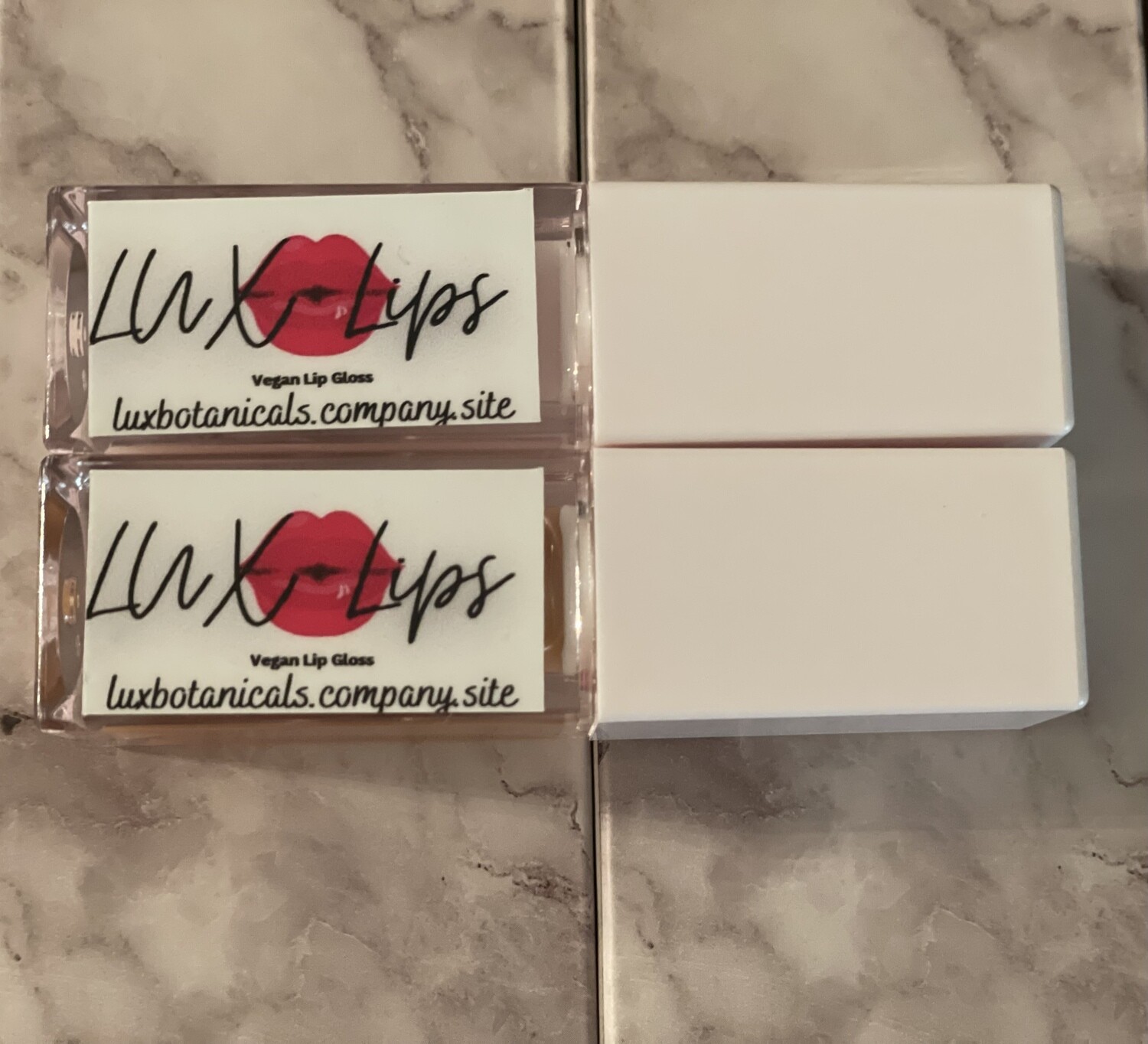 Cotton Candy Nourishing Lip Oil
