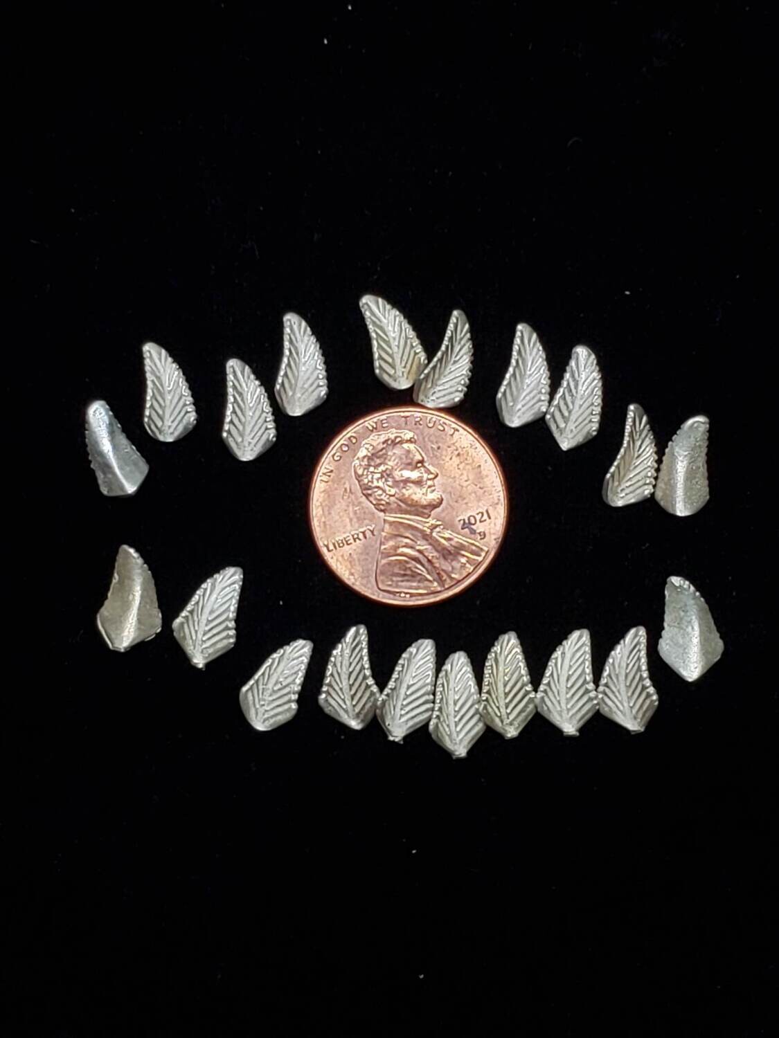 STERLING SILVER LEAVES LEFT AND RIGHT 10PAIR