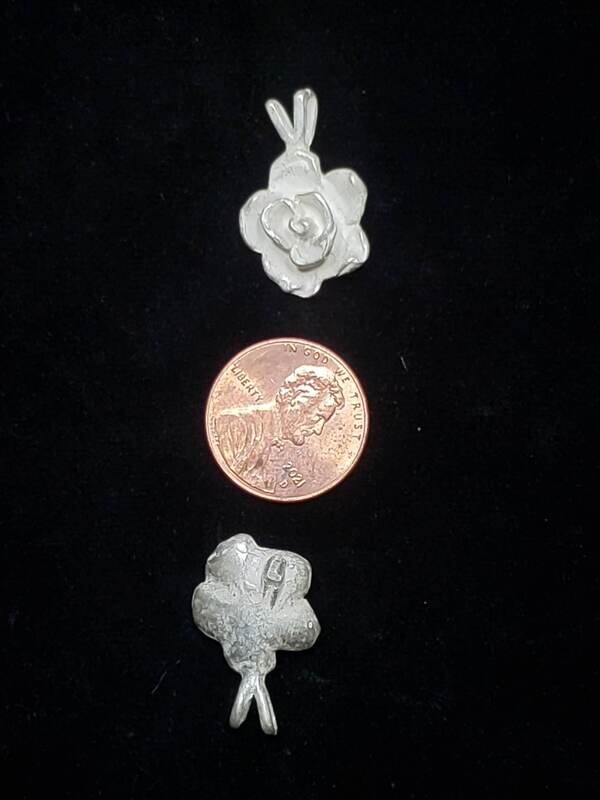 LARGE ROSE PENDANT 2PC