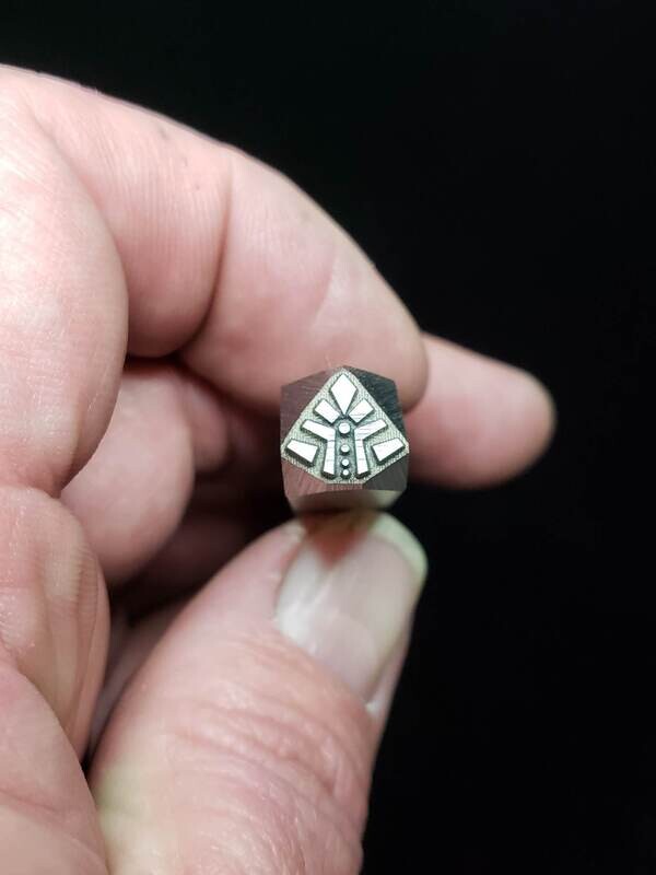 Metal Stamp 3/8&quot; 2033
